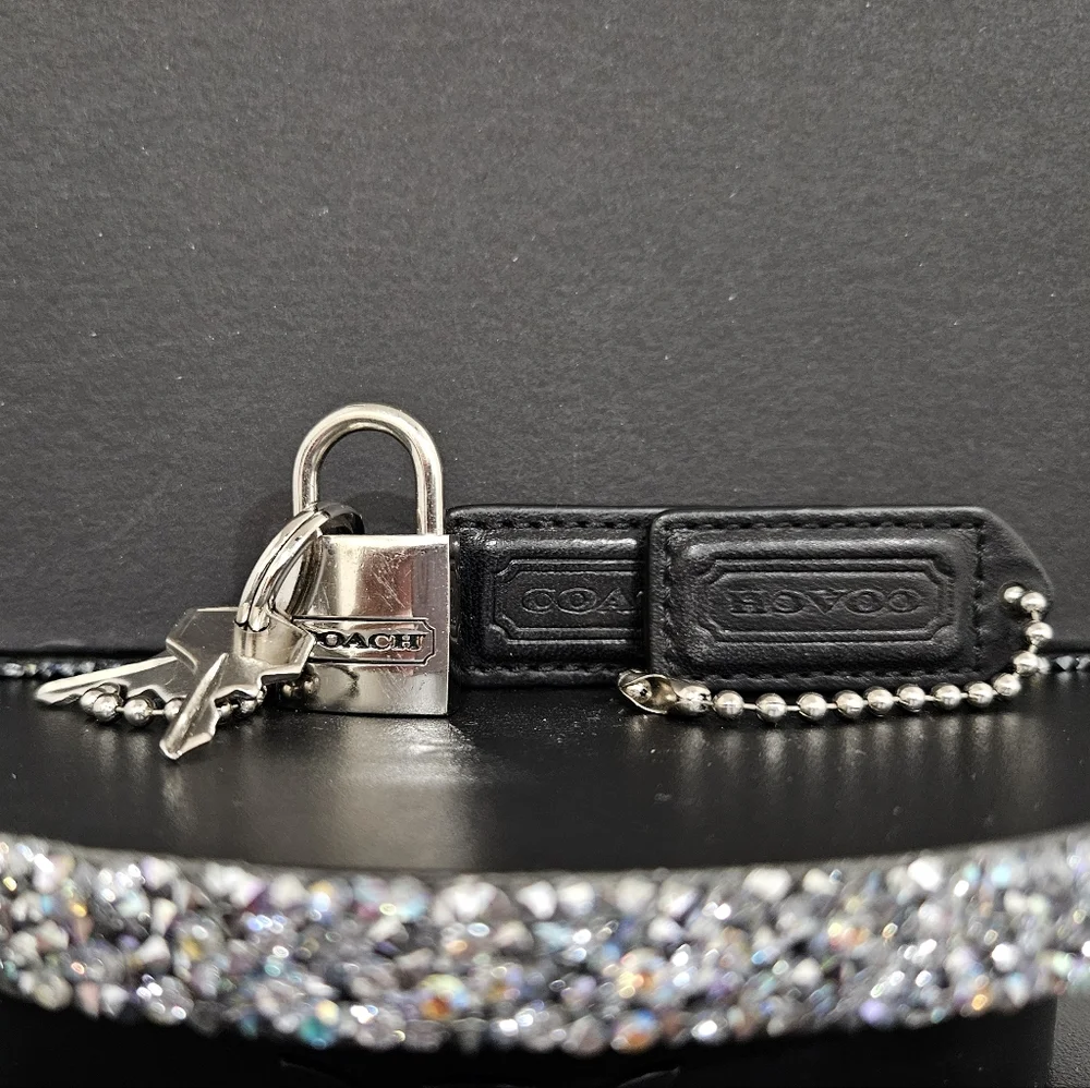 COACH set 2 leather tags Lock 2 keys black silver Vintage VGUC hang keychain